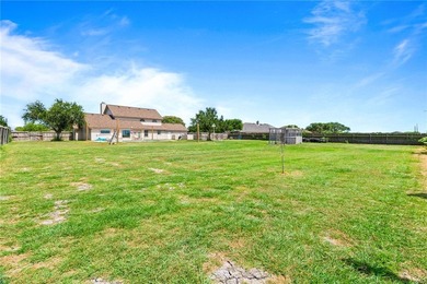 Located on a 1-acre lot in the desirable London ISD, this - photo 33