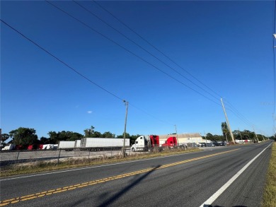 Lake Yale Commercial Sale Pending in Grand Island Florida