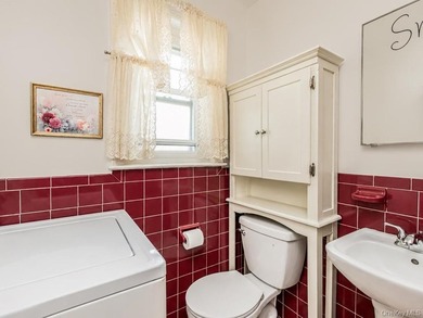 Welcome to this exceptional legal two-family semidetached brick - photo 13
