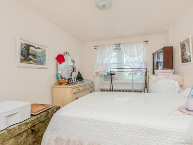 Welcome to this exceptional legal two-family semidetached brick - photo 27