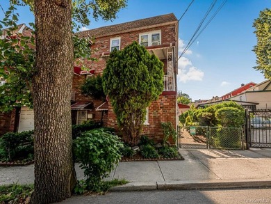 Welcome to this exceptional legal two-family semidetached brick - photo 28