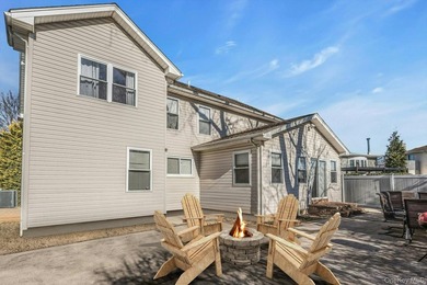 Welcome to this beautiful Colonial-style home located in the - photo 29