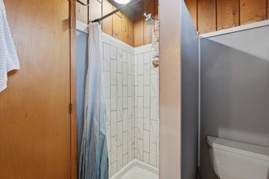 Beautifully remodeled, Permacultured Chalet overlooking Table - photo 33
