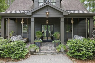 Blalock Lakes beauty with primary suite on main and effortless - photo 3