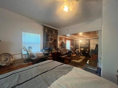 This is a GREAT opportunity to buy a detached, single-family - photo 7