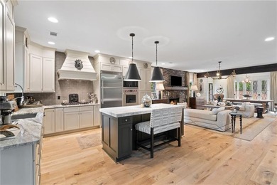 Blalock Lakes beauty with primary suite on main and effortless - photo 8