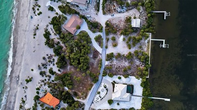 This is the rare blank canvas--a true Gulf-to-Bay homesite - photo 3