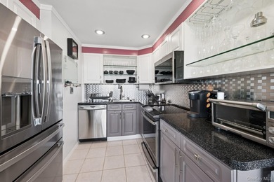 East River Home For Sale in Beechhurst New York