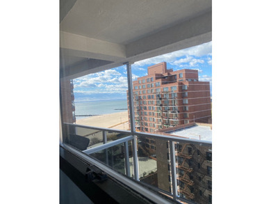 Large 1200 sq f J4 made 2 bedroom with balcony and beautiful - photo 11