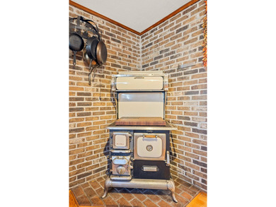 Welcome to your private East Tennessee retreat-a 3,000 sq. ft - photo 13