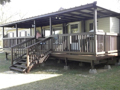 You get two for the price of one! Very nice 3 bed, 2 bath - Lake Home For Sale in Whitney, Texas