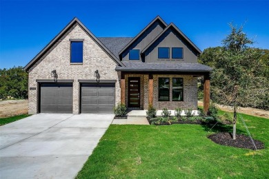 Lake Home Sale Pending in Fort Worth, Texas