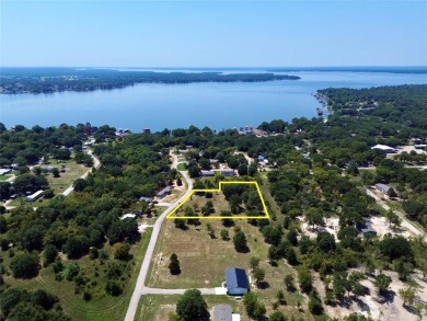 Cedar Creek Lake Lot For Sale in Gun Barrel City Texas