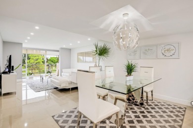 Lake Condo For Sale in Lake Worth, Florida