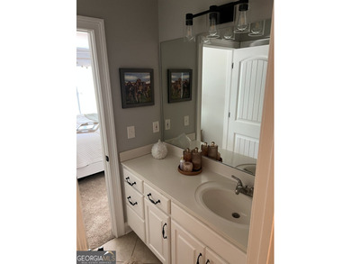 Meticulously maintained 5/4.5 bath Craftsman style home located - photo 14