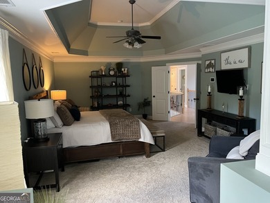 Meticulously maintained 5/4.5 bath Craftsman style home located - photo 17