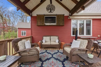 Enjoy the best of lakefront living at 17 Vista Ln. in Hot - photo 32