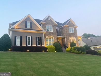Meticulously maintained 5/4.5 bath Craftsman style home located - photo 40
