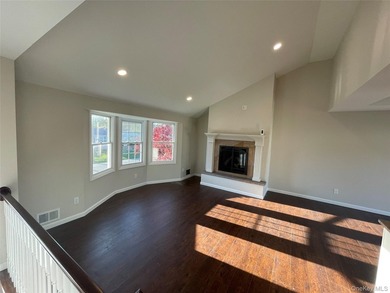 Welcome to your renovated 4-bedroom High Ranch with a bonus room - photo 4