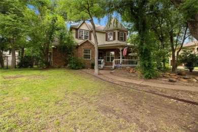 (private lake, pond, creek) Home For Sale in Fort Worth Texas