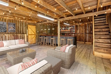 Wonderful Hamlet Business (HB) zoned property, in the heart of - photo 8