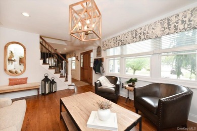 Welcome to this exceptional custom-expanded home in Massapequa - photo 7