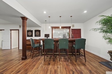 *Stunning Country Estate at 214 Liebig Street A breathtaking - photo 38