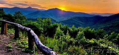 90+ Acres! Three Homes! Multiple Future Build Sites! A truly - photo 3