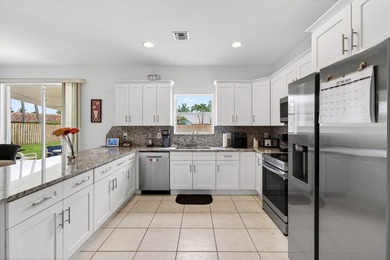 Wow!! Welcome to this spacious 4 Bedroom + Den 2.5 Bath Pool - photo 13
