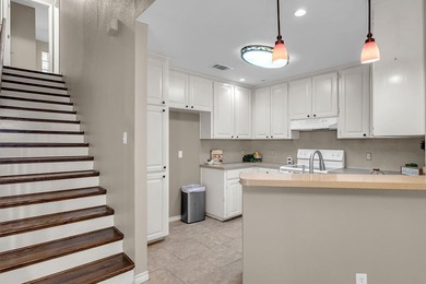 Charming Townhome in The Havens Welcome to this inviting - photo 14