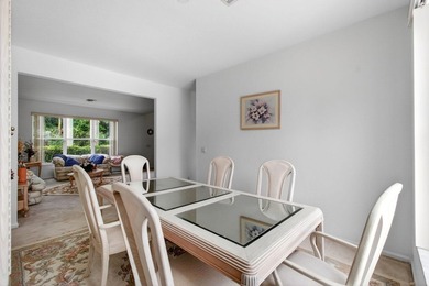 Wow!! Welcome to this spacious 4 Bedroom + Den 2.5 Bath Pool - photo 28