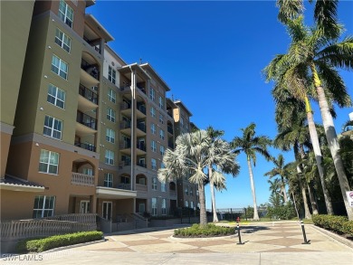 Caloosahatchee River Condo For Sale in Fort Myers Florida