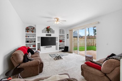 Wow!! Welcome to this spacious 4 Bedroom + Den 2.5 Bath Pool - photo 38