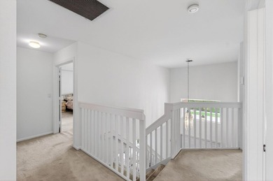 Wow!! Welcome to this spacious 4 Bedroom + Den 2.5 Bath Pool - photo 48