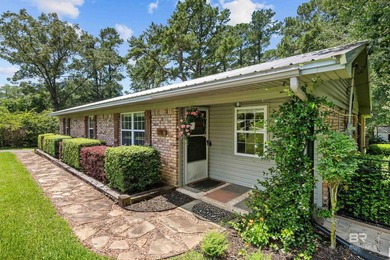 Nestled on a beautiful one-acre lot in the heart of Spanish Fort - photo 4