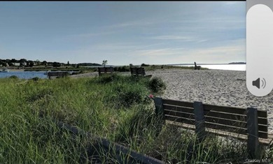 Unrivaled Bayfront Beauty Perched on a rare triple-sized - photo 4