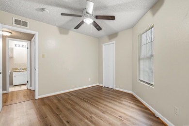 TURNKEY INVESTMENT OPPORTUNITY - 6 UNITS IN LAKESIDE SCHOOL - photo 19