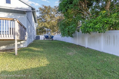 Adorable Recently Remodeled Home Very Open Floor Plan Light and - photo 23