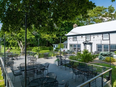 This enchanting property offers a unique opportunity to own a - photo 4