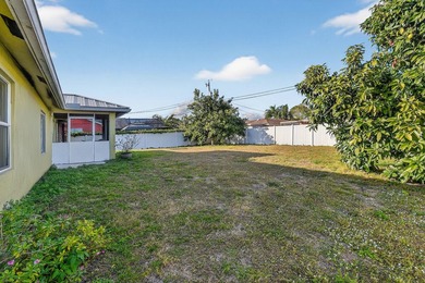 Beautifully maintained 3-bedroom, 2-bath home featuring a NEW - photo 34