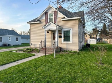 Rice Lake - Barron County Home For Sale in Rice Lake Wisconsin