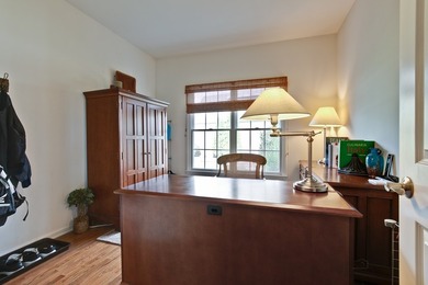 Stunning Home in Hawthorn Woods Country Club. Hardwood Floors - photo 17