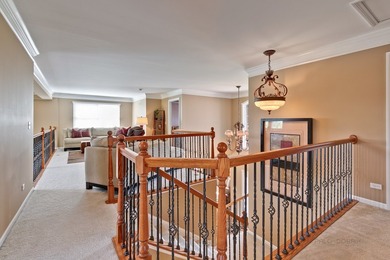 Stunning Home in Hawthorn Woods Country Club. Hardwood Floors - photo 21