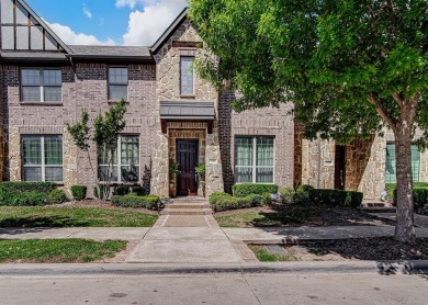Lake Townhome/Townhouse For Sale in Arlington, Texas