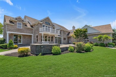 Luxury Estate in The Moorings - East Islip, NY Welcome to an - photo 23