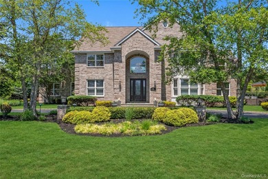 Luxury Estate in The Moorings - East Islip, NY Welcome to an - photo 27