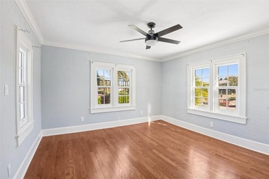 Built in 1926, 104 Palmera is the original and most - photo 30