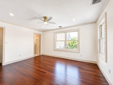 Luxury Estate in The Moorings - East Islip, NY Welcome to an - photo 33
