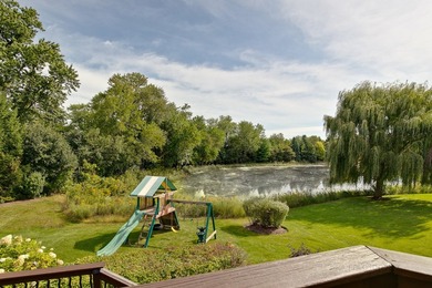 Stunning Home in Hawthorn Woods Country Club. Hardwood Floors - photo 33