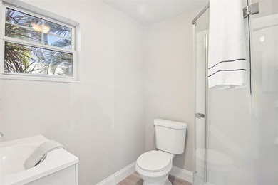 Built in 1926, 104 Palmera is the original and most - photo 36